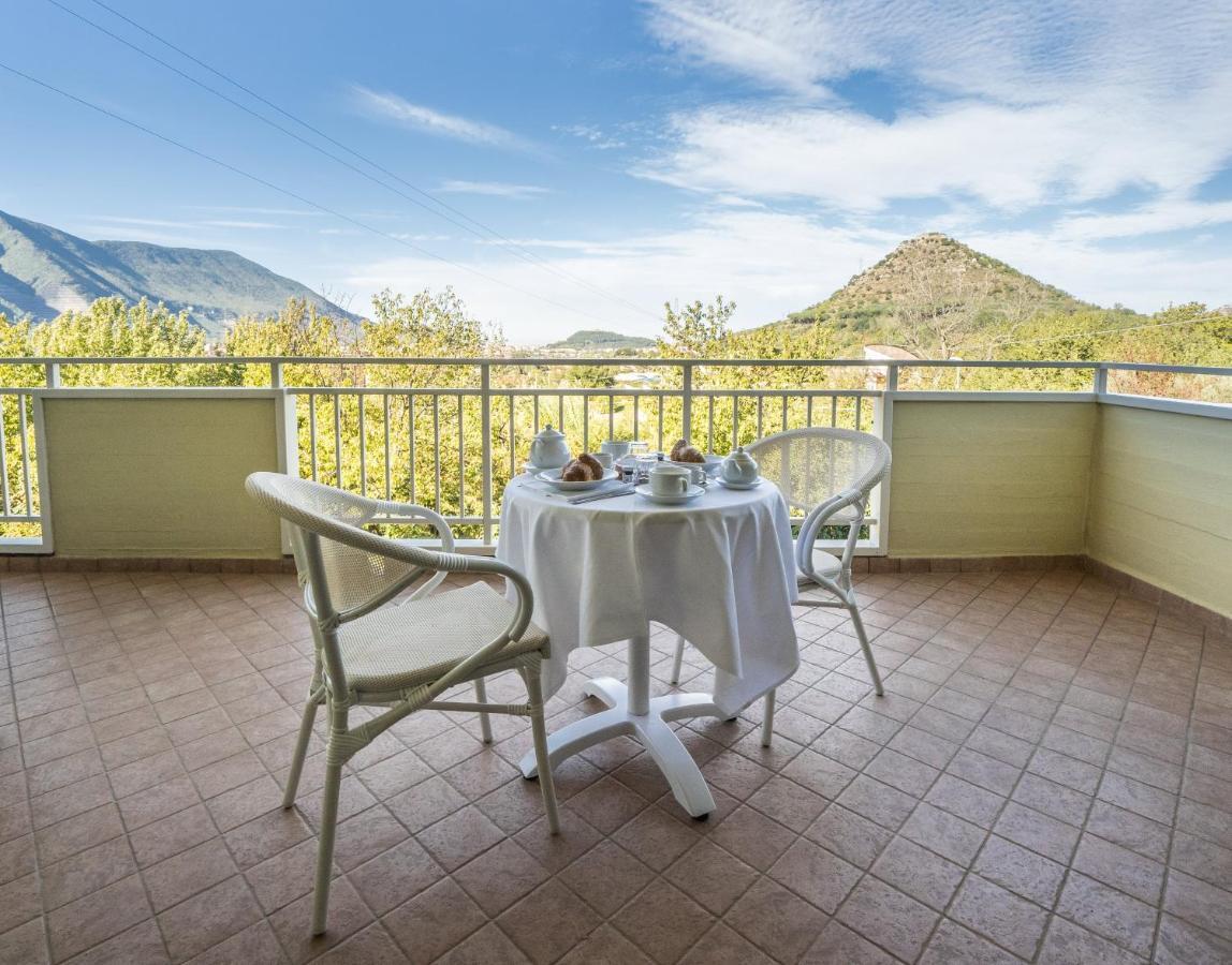 Agriturismo Tenuta Don Carlo 诺切拉苏普里奥勒 外观 照片
